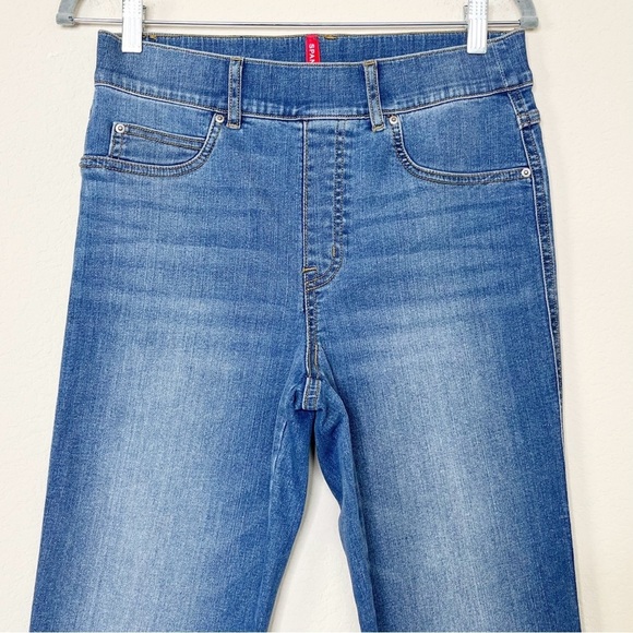SPANX Straight Leg Jeans in Vintsge Indigo - Picture 4 of 13